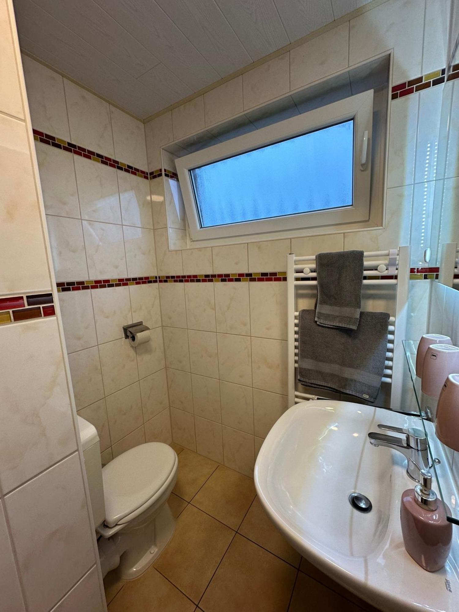 Ferienwohnung Haus Boje "Knurrhahn" Нойхарлингерзиль Экстерьер фото